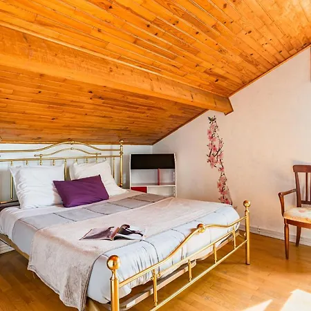 L'escale Du Loup Blanc Bed & Breakfast