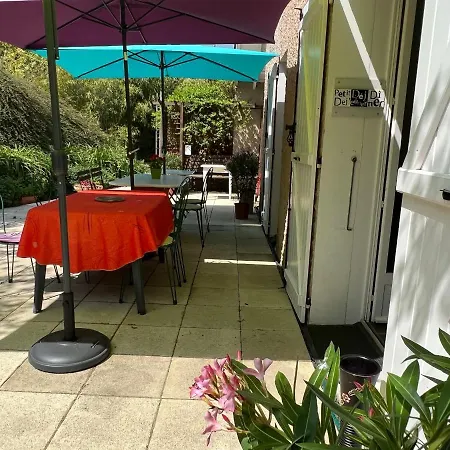 Bed & Breakfast L'escale Du Loup Blanc Maringes