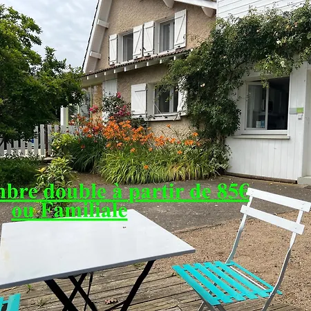 L'escale Du Loup Blanc * Maringes