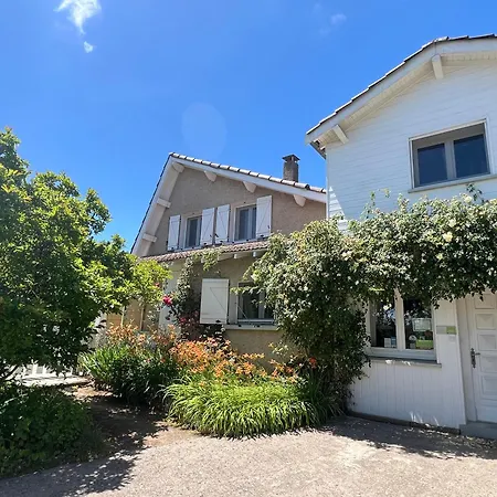 L'escale Du Loup Blanc Bed & Breakfast 3*